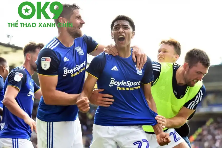 Bàn thắng của Bellingham vào lưới Stoke hiện đã bị tụt xuống vị trí thứ 2 (Ảnh: talkSPORT).